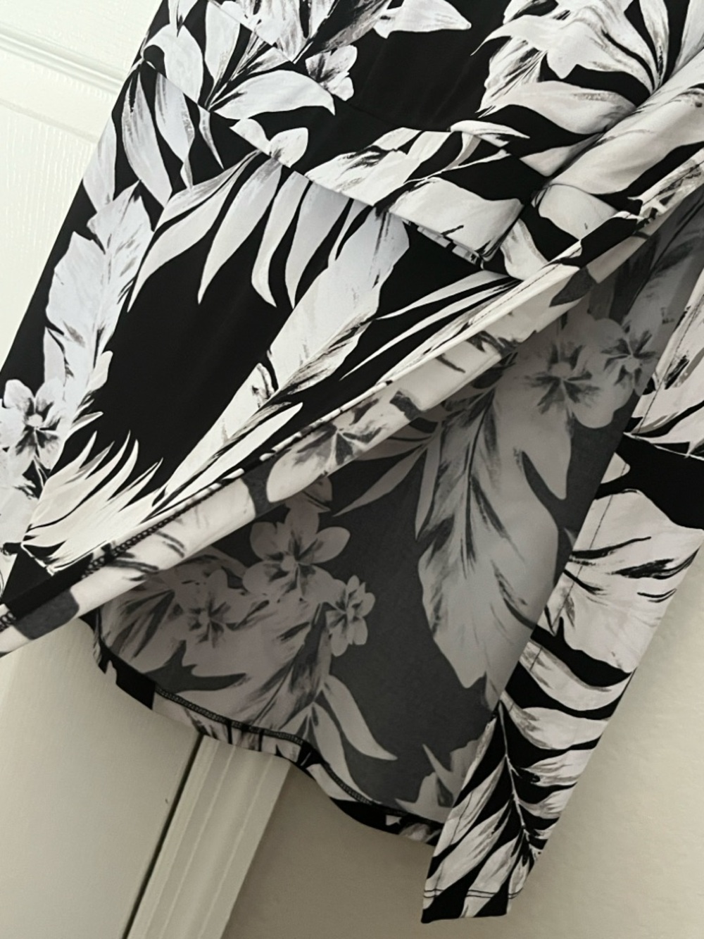Lane Bryant Black and White Tropical Print A-Line Skirt - Picture 3 of 16